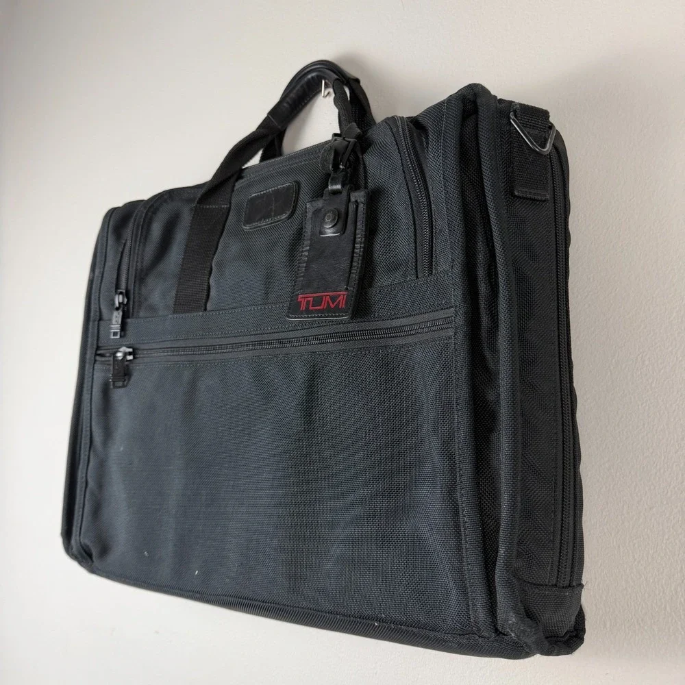 TUMI Briefcase Bag Men's Black Nylon Logo Patch Classic Top Handles Zip Pockets